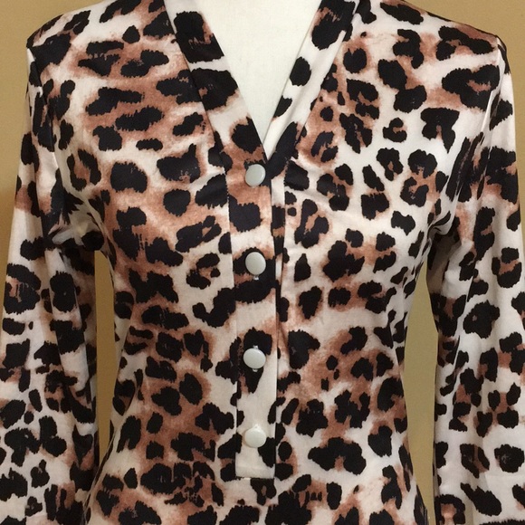🧡NWOT🖤LEOPARD LONG SLEEVE BODYSUIT - Picture 5 of 15